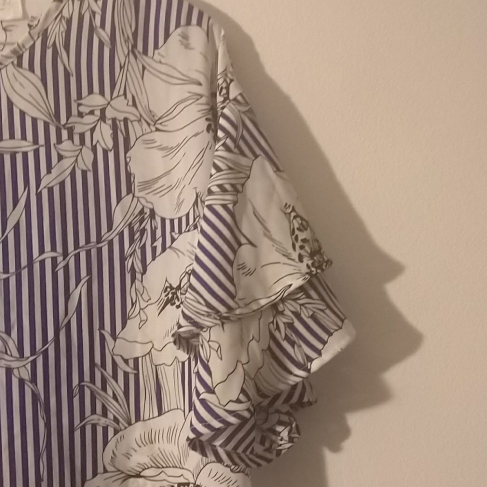 Blouse - Picture 2 of 4